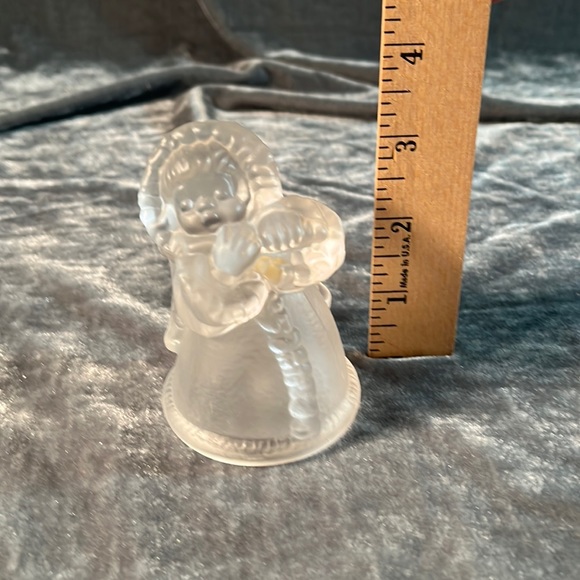 VTG Clear Glass Angel Bell - Picture 2 of 4